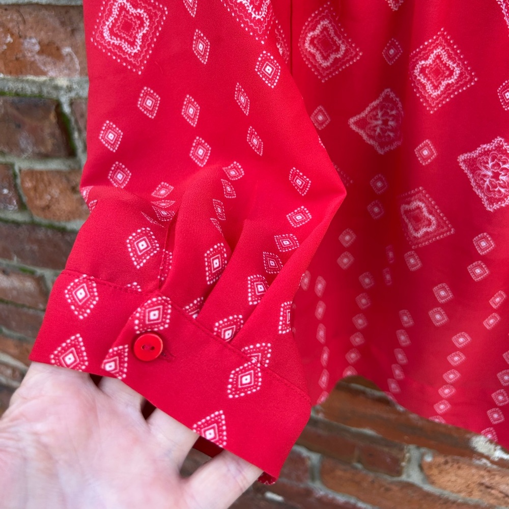 NYDJ Red Printed Pintuck Peasant Blouse L - Picture 7 of 7